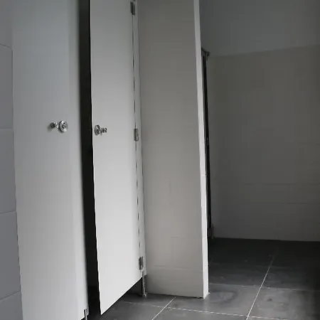 Way Hostel *