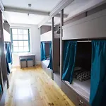 波尔图良途旅舍 *