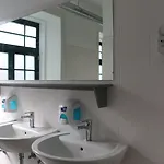 波尔图良途旅舍 旅馆 *